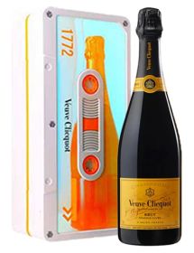Champagne Veuve Clicquot Réserve Cuvée - Avec boite métal cassette